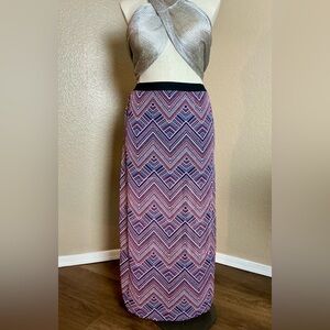 H&M Pink Blue Geometric Maxi Skirt – Size 10 – Lightweight Boho Print